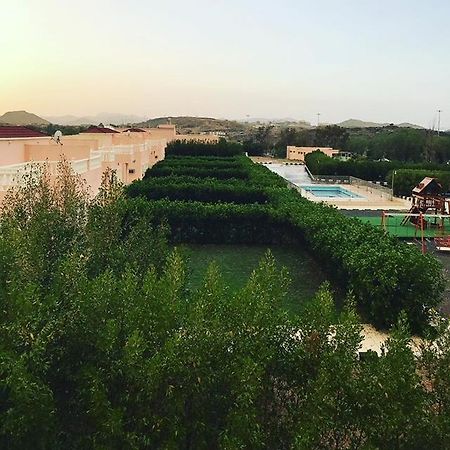 منتجع بلنسية - للعائلات فقط الطائف المظهر الخارجي الصورة